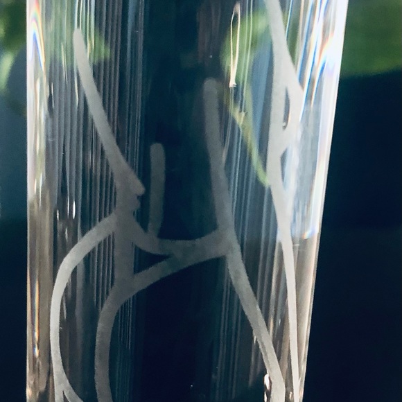 Female Line Art Etched Shot Glasses set of 4 - Picture 6 of 10